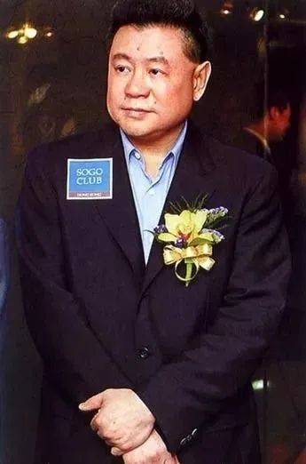 富豪收藏家刘銮雄谈艺术品升值空间<strong></p>
<p>比特币价格今日</strong>，瓷器也许可以乘百倍上涨