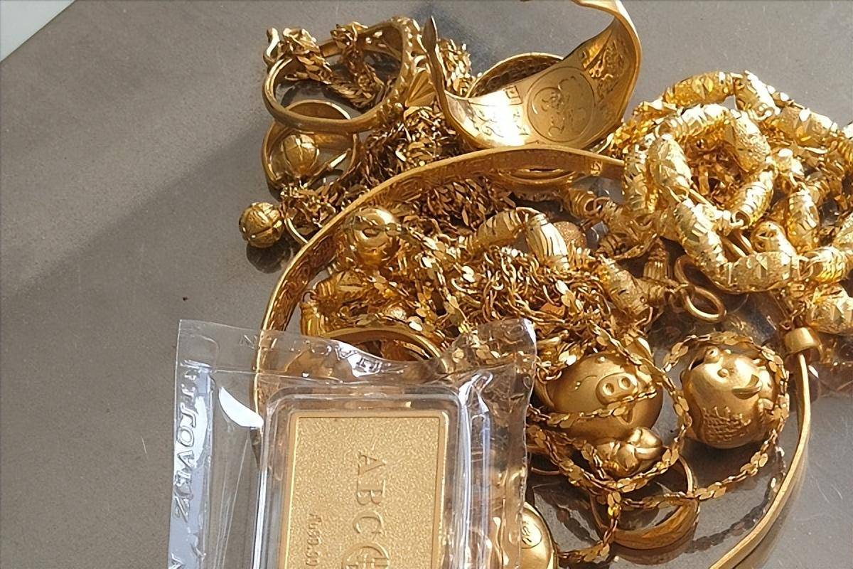 黄金回收套路<strong></p>
<p>黄金回收价位</strong>,看看你都知道吗?