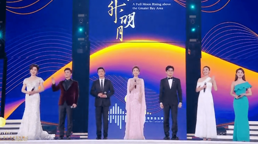 收视破1<strong></p>
<p>四大金属</strong>，香港这一夜，有四大惊喜，三大反差，还有两大遗憾