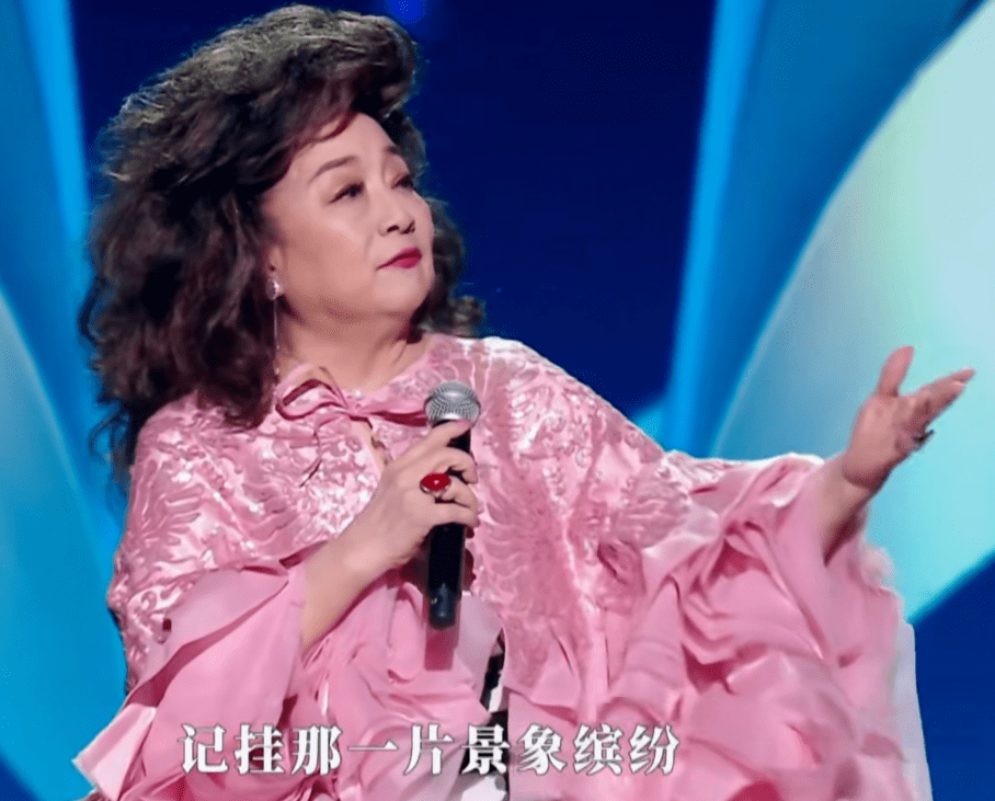收视破1<strong></p>
<p>四大金属</strong>，香港这一夜，有四大惊喜，三大反差，还有两大遗憾