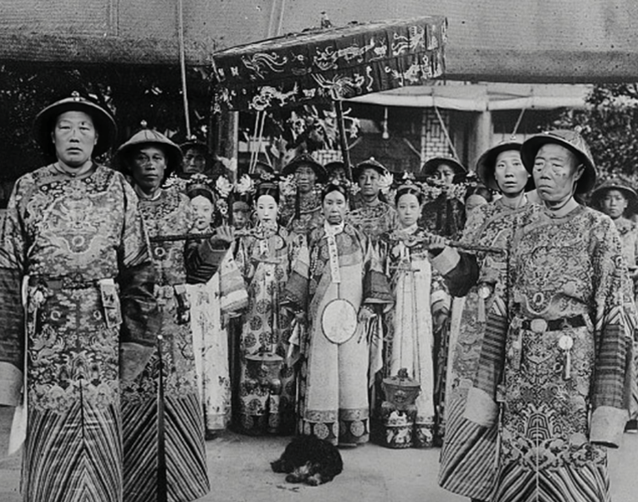 慈禧太后衣食住行无不精细<strong></p>
<p>库得币</strong>，换算成人民币，一天得花多少钱？