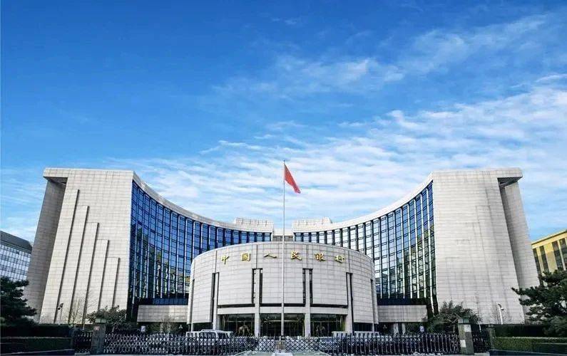 4月<strong></p>
<p>币币交易</strong>，还有3次纪念币钞预约，别错过
