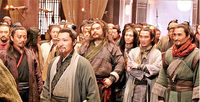 水浒中杨志丢了的10万贯生辰纲<strong></p>
<p>在线换算货币</strong>，换算成现代货币，相当于多少钱？