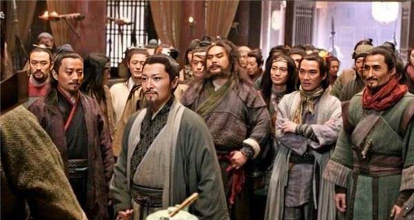 水浒中杨志丢了10万贯生辰纲<strong></p>
<p>在线换算货币</strong>，换算成现在的货币，相当于多少钱？