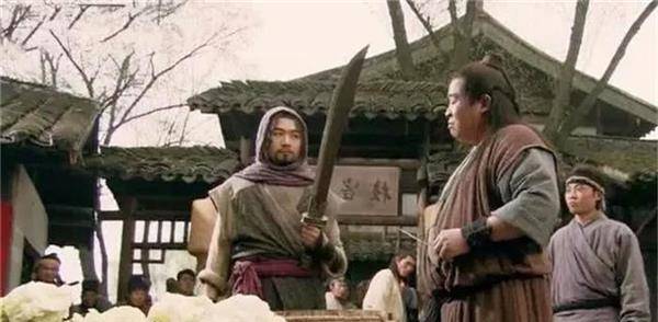 水浒中杨志丢了10万贯生辰纲<strong></p>
<p>在线换算货币</strong>，换算成现在的货币，相当于多少钱？