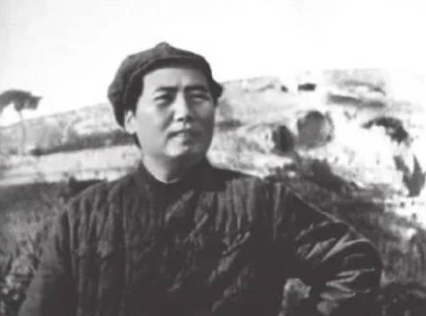 王立华：林彪、彭德怀都反对<strong></p>
<p>加密货币行情</strong>，毛泽东何以赌上红军全部家底，决意东征？