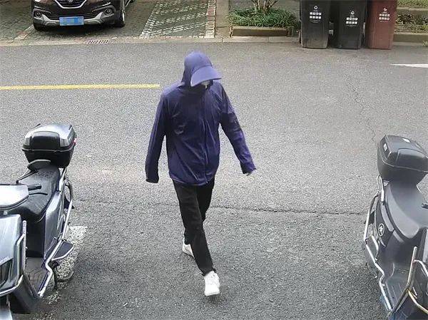 男子对前妻动起“歪脑筋”<strong></p>
<p>使用软件</strong>，潜入其家中……上海警方：刑拘