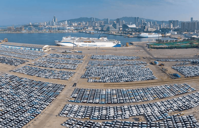 万没料到<strong></p>
<p>使用软件</strong>，“内鬼”就在身边？外交部送出2句话，直接把话挑明