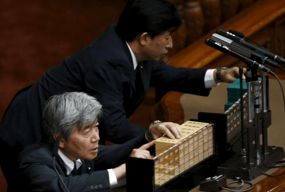 日本史上最快下台？石破茂惹怒了美国<strong></p>
<p>v币</strong>，中方代表一句话挑明立场