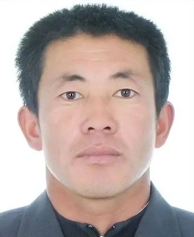 内蒙古一地发生重大刑案<strong></p>
<p>个人交易系统</strong>，警方悬赏5万元缉凶
