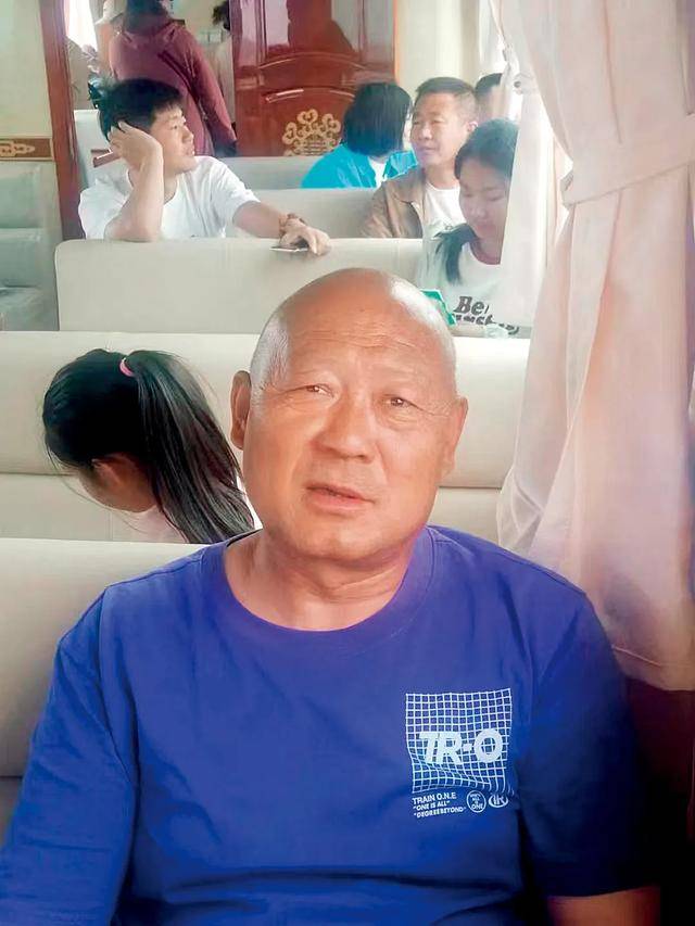 出狱8个月又被羁押<strong></p>
<p>货币期权又称为</strong>，判决书“笔误” 了？