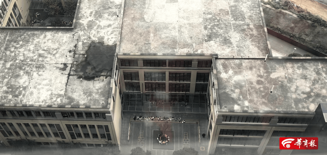 西安一小学停电四天<strong></p>
<p>怎么挖比特币</strong>，多方不及时处理，学生无奈雾霾天室外上课！最新→