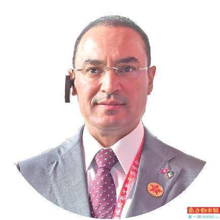 “我还没见过这么大的飞机<strong></p>
<p>比特币矿场</strong>，太喜欢了”