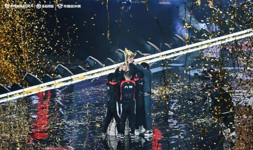 现场超3万人<strong></p>
<p>挖矿比特币</strong>！昨晚北京朝阳这里有场顶级电竞赛