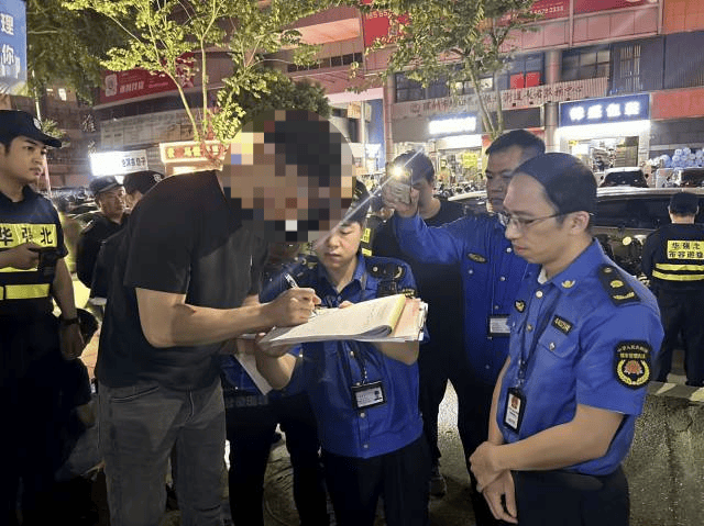 “锅铲声敲得我睡不着”！深夜<strong></p>
<p>挖矿比特币</strong>，深圳多名流动摊贩被劝离……