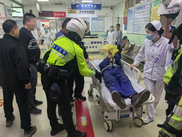 1小时车程仅25分钟赶到！南宁男子手指被割断<strong></p>
<p>比特币跌破8000美元</strong>，交警紧急护送就医