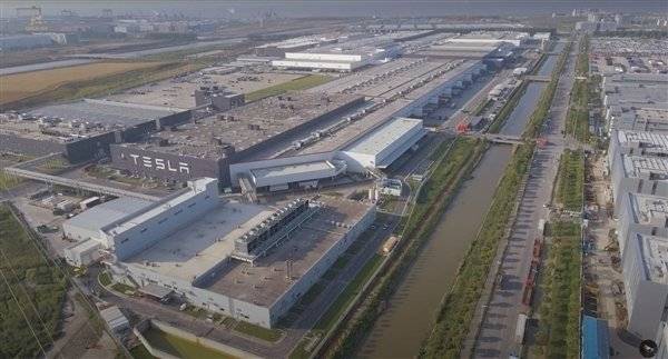 传特斯拉上海工厂厂长离职加入小米 王化：<strong></p>
<p>比特币挖矿教程</strong>我们厂长也很优秀