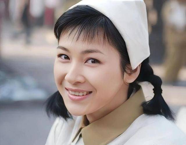 富商周旭辉<strong></p>
<p>比特币勒索病毒</strong>，44岁娶小12岁女星童蕾，获刑3年后，妻女过得如何？