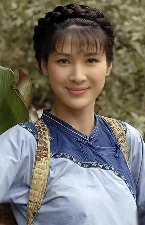 富商周旭辉<strong></p>
<p>比特币勒索病毒</strong>，44岁娶小12岁女星童蕾，获刑3年后，妻女过得如何？