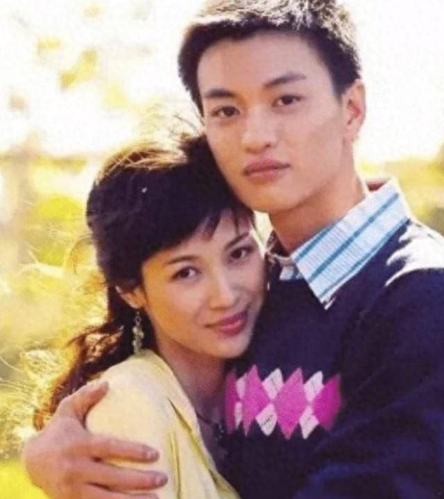 富商周旭辉<strong></p>
<p>比特币勒索病毒</strong>，44岁娶小12岁女星童蕾，获刑3年后，妻女过得如何？