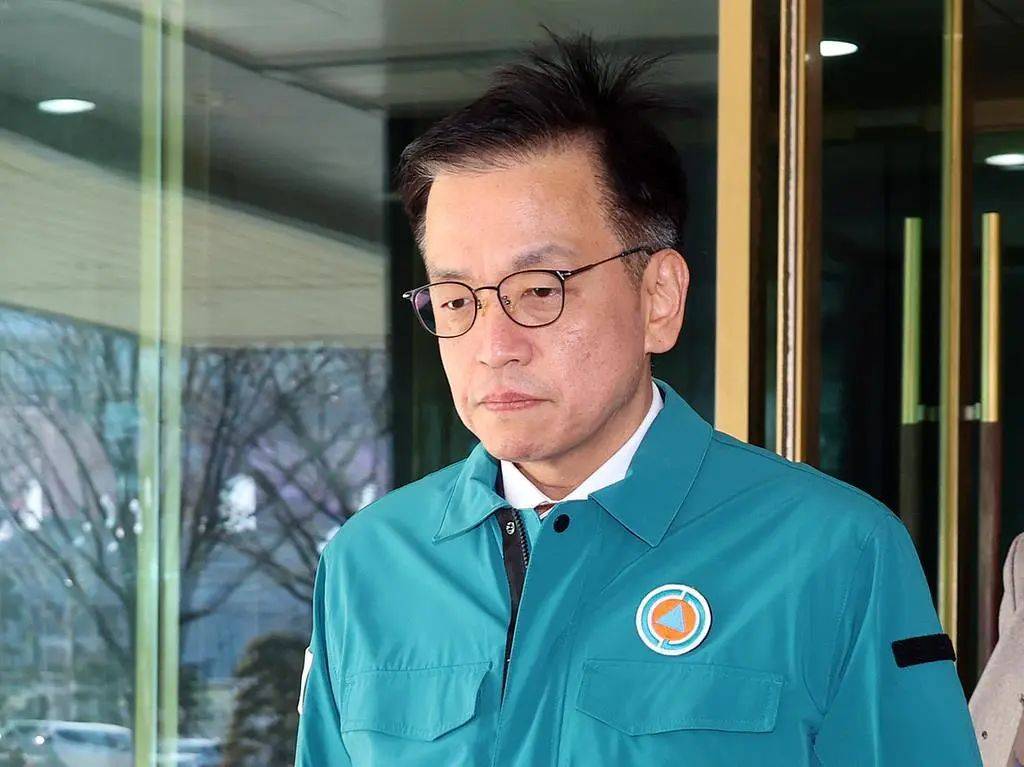最新消息：黑匣子部分受损！179人遇难<strong></p>
<p>比特币怎么挖矿</strong>，有人一家9口都在机上，济州航空CEO鞠躬道歉！航司：事发前已投保10亿美元责任保险赔偿