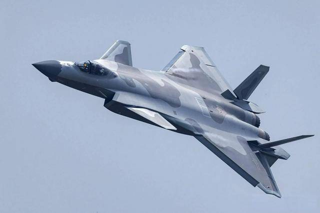 歼36更多细节传来<strong></p>
<p>偷电挖比特币</strong>，内置弹仓超过美国B21，刷新隐身战机的新标准