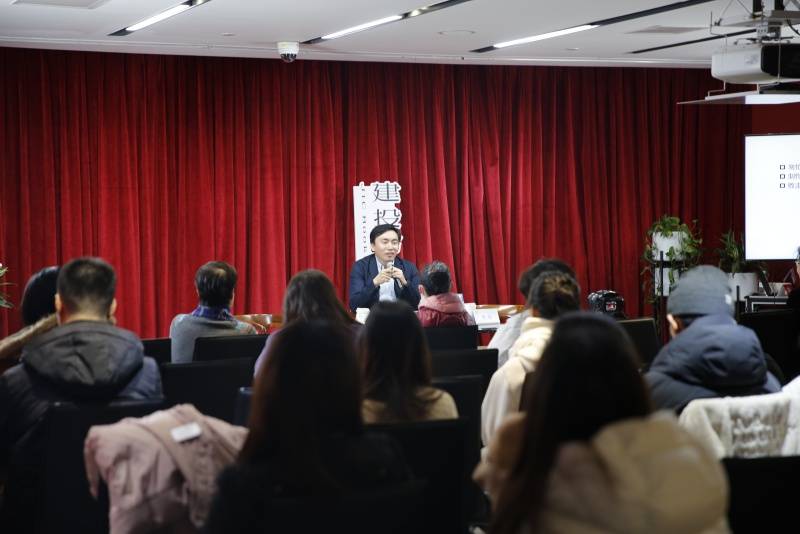 送外卖的北大博士后陈龙：数据控制下<strong></p>
<p>偷电挖比特币</strong>，骑手究竟是一份怎样的职业