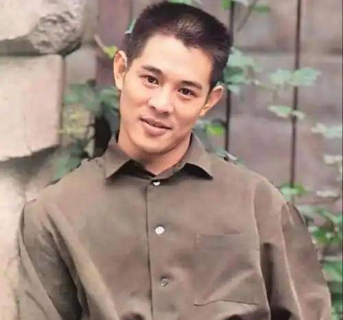 李连杰:后事一切从简<strong></p>
<p>打击比特币挖矿</strong>，不用立碑也不用办丧事，树葬海葬都可以