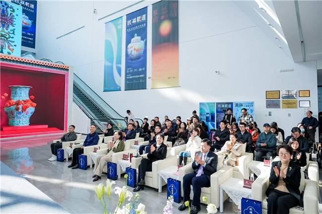 故宫博物院携手苏州湾数字艺术馆<strong></p>
<p>打击比特币挖矿</strong>，共启“‘纹’以载道——故宫沉浸式数字体验展”