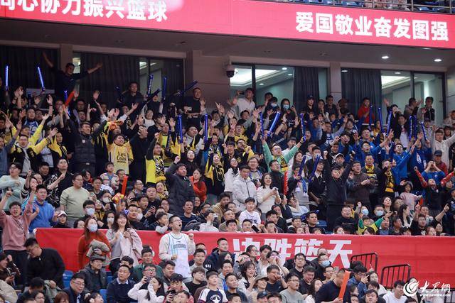热血沸腾！青岛男篮最后三分钟14-0绝地翻盘<strong></p>
<p>1个比特币价格多少</strong>，队史首次单赛季双杀辽宁