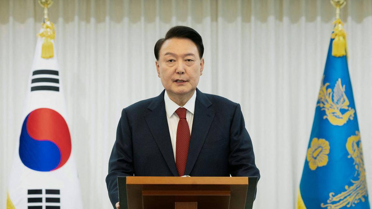 韩国政坛一夜大乱！150人冲进总统府<strong></p>
<p>1个比特币价格多少</strong>，尹锡悦组织一万支持者拒捕