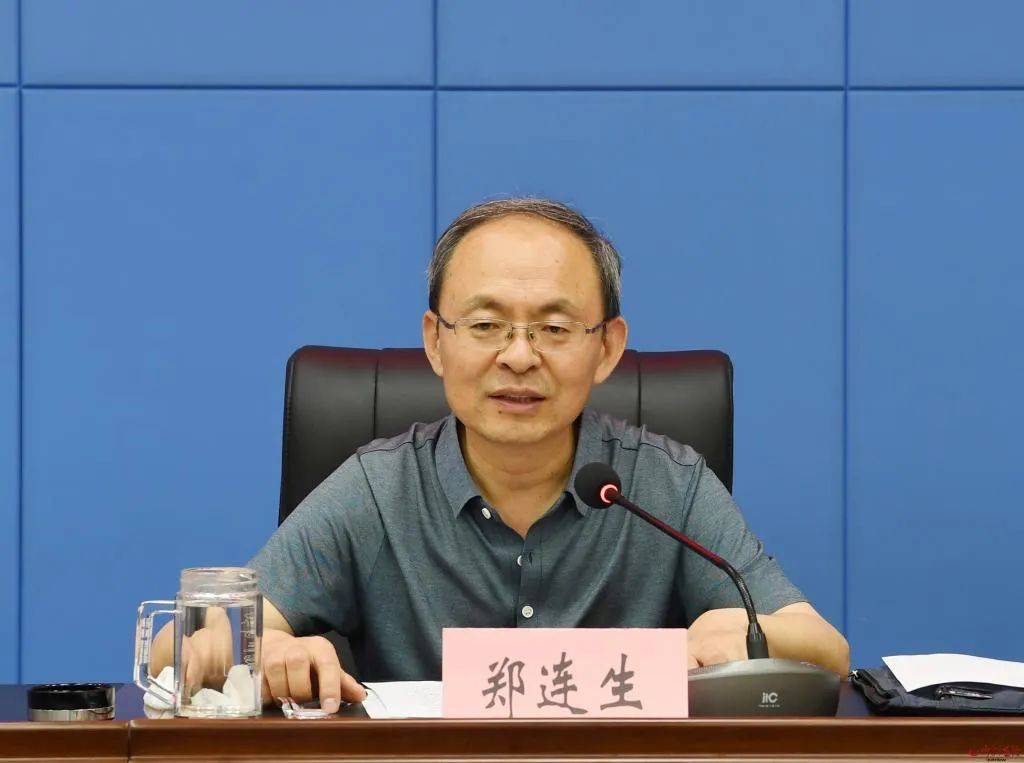 山西省委副书记张春林<strong></p>
<p>比特币暴跌上千美元</strong>，增补为省政协委员