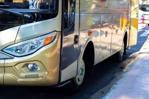 公交车<strong></p>
<p>比特币工厂</strong>，越变越小？