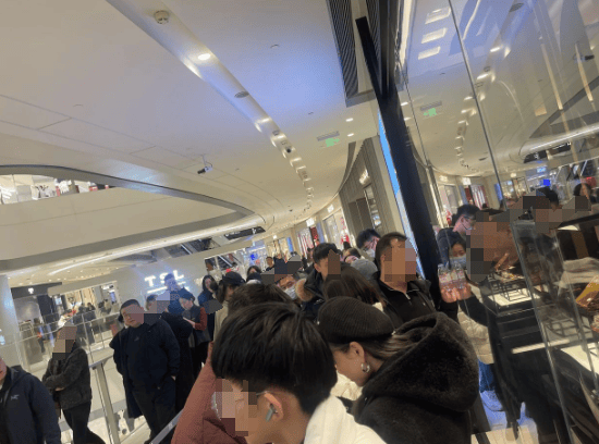 金价突破860元/克<strong></p>
<p>eth行情</strong>，有人跨城买：排了好长的队，下手晚了就抢光