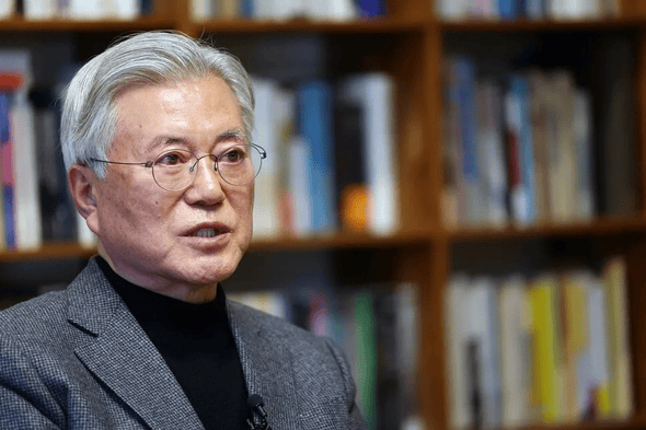 文在寅：为提拔尹锡悦为检察总长感到后悔不已<strong></p>
<p>和讯期货</strong>，对韩国国民感到歉疚