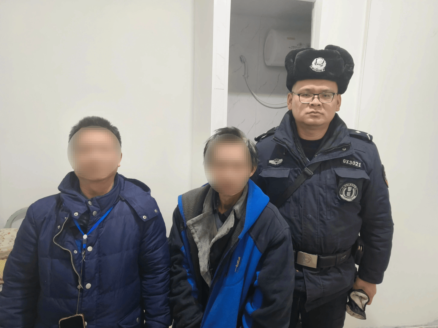 男子失联17年流落乌鲁木齐打工生病<strong></p>
<p>和讯期货</strong>，警方相助帮他找到亲人！弟弟：我们一直在找他