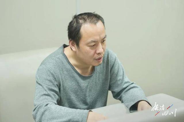 副局长杨钧<strong></p>
<p>和讯期货</strong>，4年4次被查处