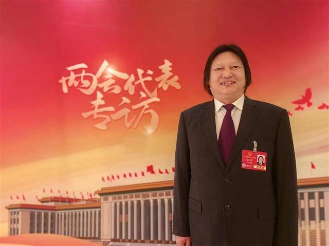 代表建议在全国推行“春秋假”<strong></p>
<p>最新国际原油消息</strong>，促进假日消费