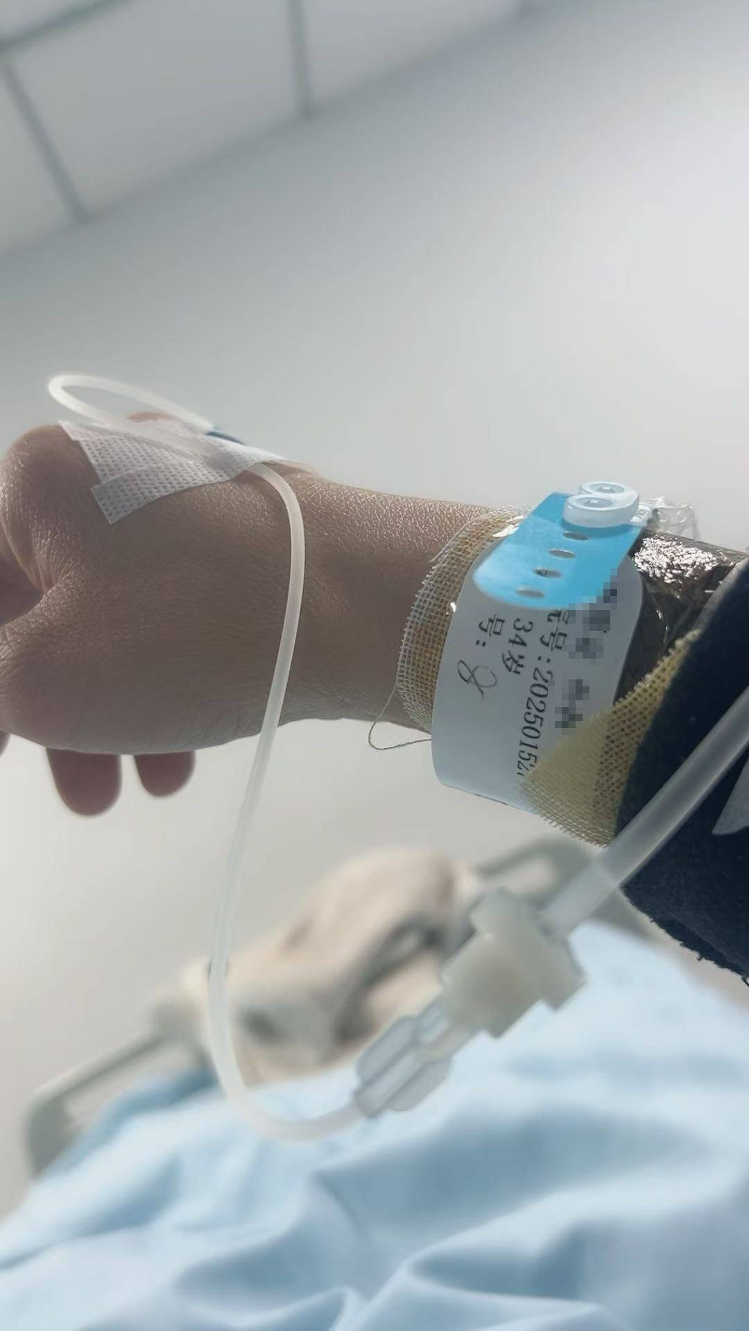 山东一单亲妈妈直播间阻止网友辱骂“唐宝”少年遭上门殴打<strong></p>
<p>原油操作策略</strong>，警方：已受理案件，正调查