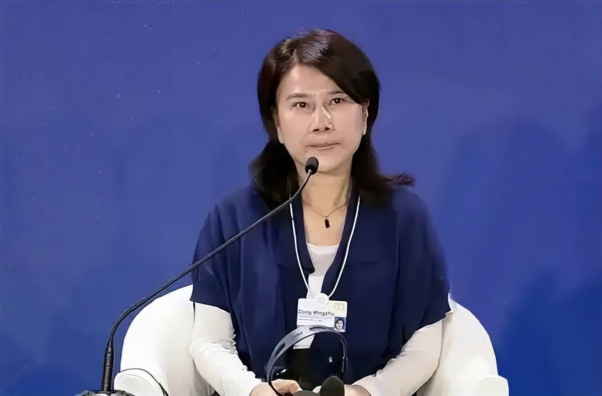 董明珠再炮轰“挖人才”是小偷行为<strong></p>
<p>原油操作策略</strong>，业绩被美的小米远远甩在身后