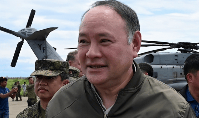 菲总参谋长声称<strong></p>
<p>黄金原油直播</strong>，若再与中国冲突，将以武力回应！中方高度重视