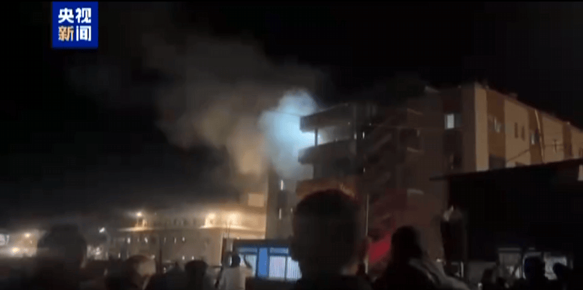 突发！美国宣布摧毁胡塞武装总部<strong></p>
<p>世界原油产量</strong>，成功打击其关键领导层！加沙政府新领导人被以军炸死，上任仅5天！哈马斯高官夫妇被打死