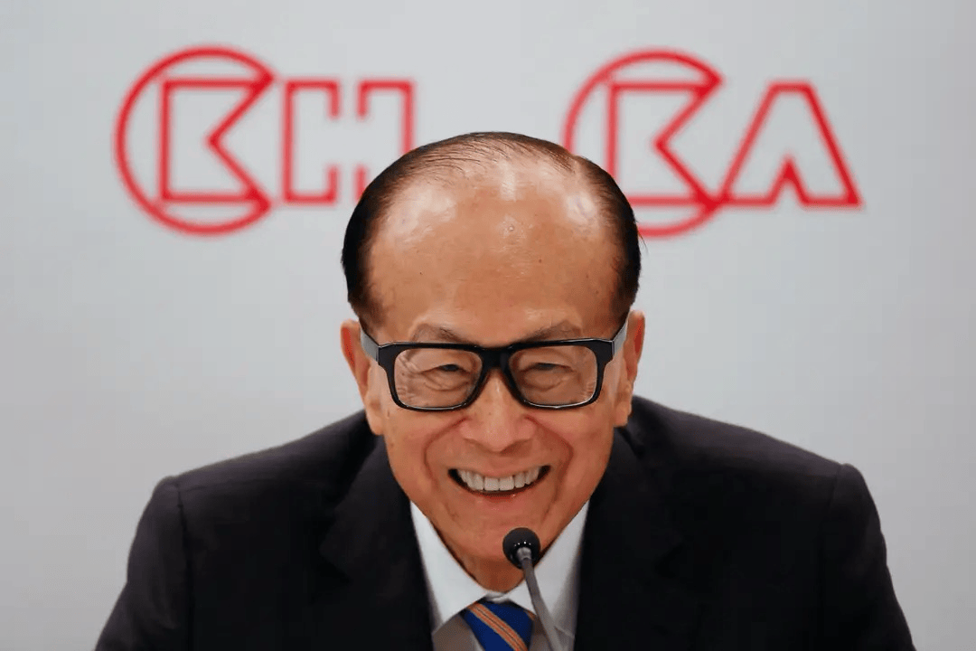李嘉诚没想到<strong></p>
<p>金投网原油</strong>，大局基本已定，北京专机顺利返回，港媒趁机发声