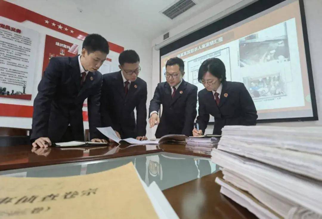 核准追诉！重庆一男子24年前连杀5人<strong></p>
<p>国际原油的价格</strong>，一审被判死刑
