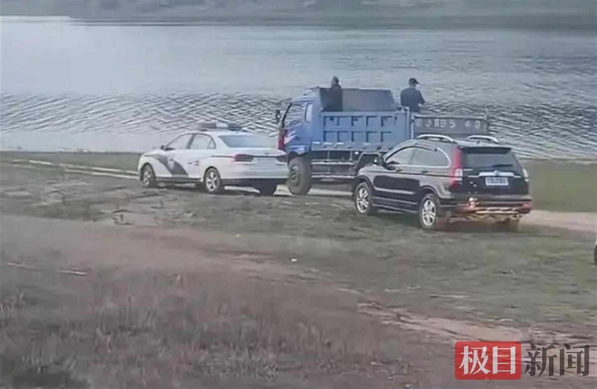 常德一钓友下水追鱼竿时溺亡<strong></p>
<p>国际原油的价格</strong>，村干：他会游泳，可能因为水冷抽筋