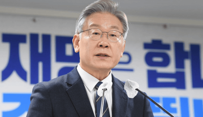 韩国传出爆炸性消息<strong></p>
<p>美国原油负值</strong>，尹锡悦提前下台，已经成为定局？情况不简单