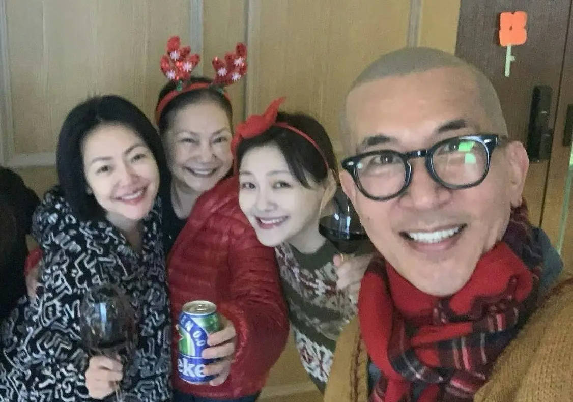 具俊晔清明前重回金宝山探望爱妻大S<strong></p>
<p>原油期货开通</strong>！小S婉拒重金邀约仍无心工作