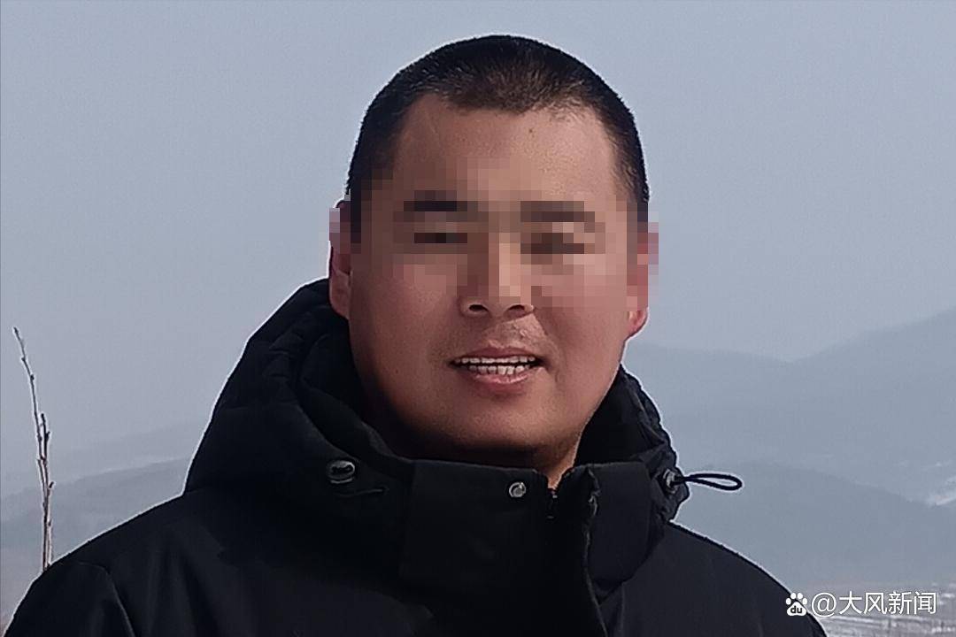 汽修店老板道路救援支千斤顶<strong></p>
<p>嘉盛原油</strong>，大货车箱体侧翻致其身亡；五莲县警方：不属车祸建议自诉