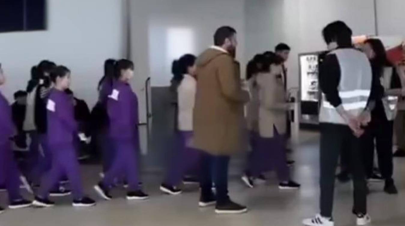 俄罗斯仓库出现多名朝鲜女工？俄朝此举或实现互利共赢<strong></p>
<p>论原油</strong>，双方都赚大了