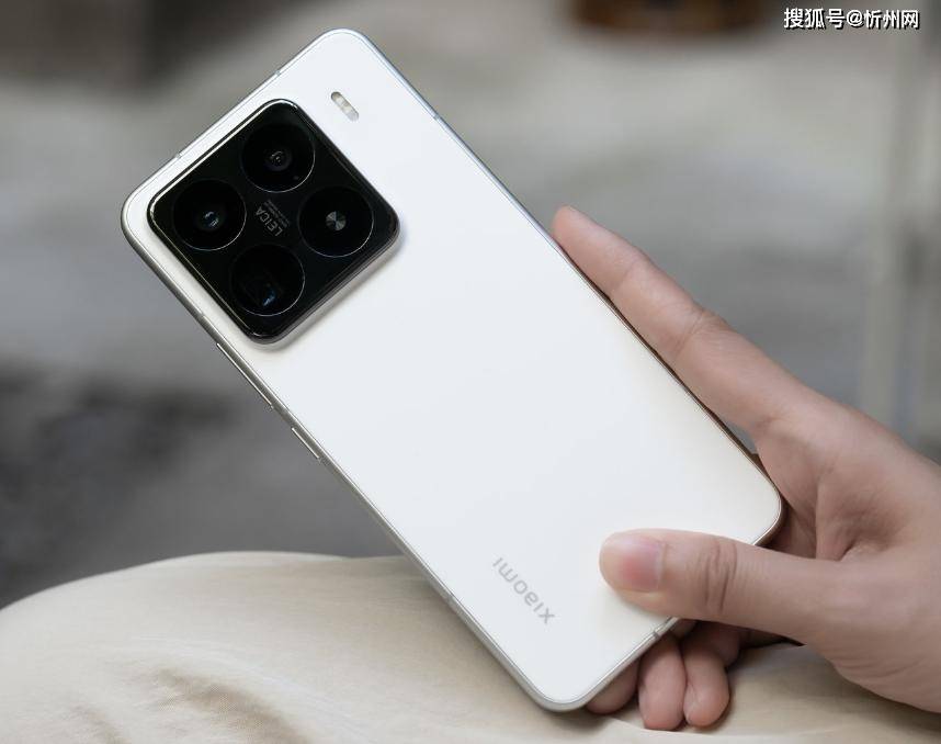 小米顶尖“小钢炮”手机<strong></p>
<p>非洲原油</strong>，现已降价901元，512GB+3nm芯片+无网通信